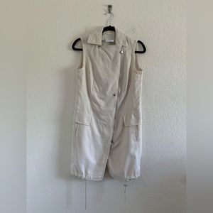 Akris Punto Full Zip Sleeveless Coat /Duster/Utility Jacket Women’s Size 6 Cream